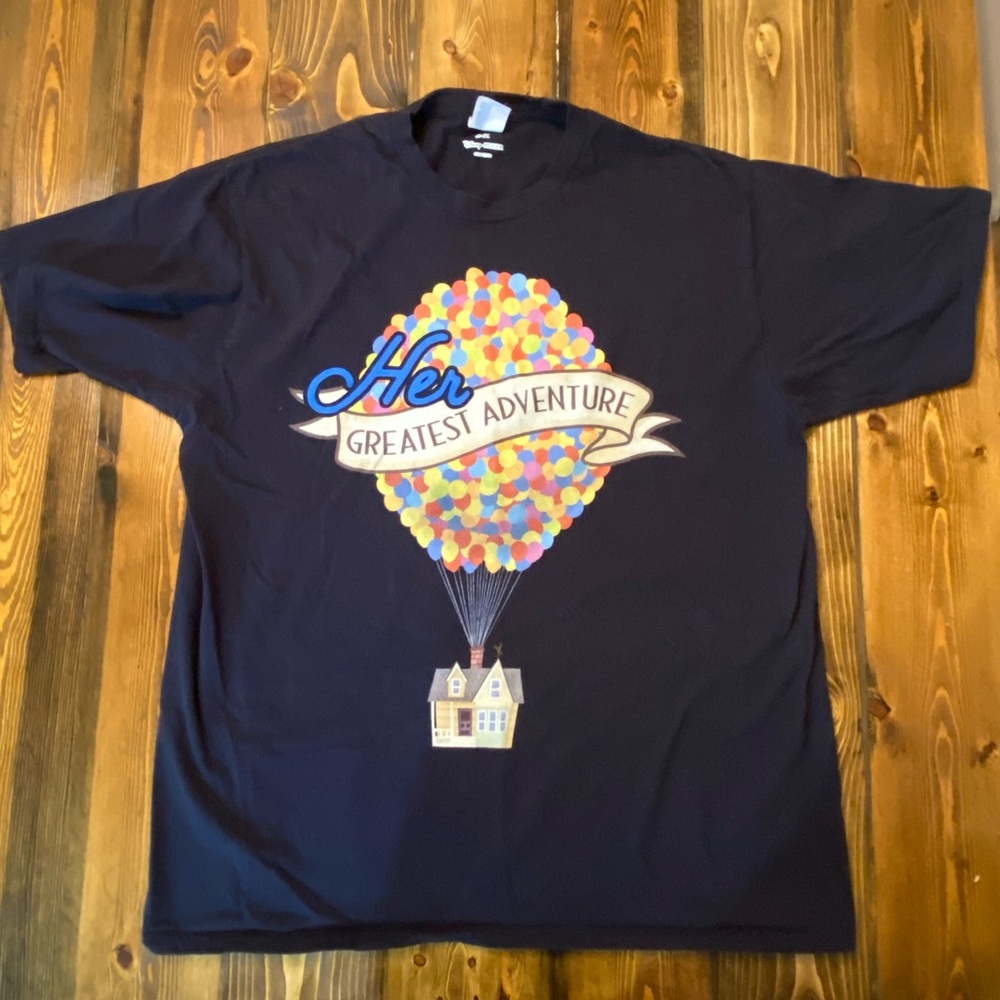 Disney Up shirt men’s size XL wife shirt for husband men’s top XL used good cond